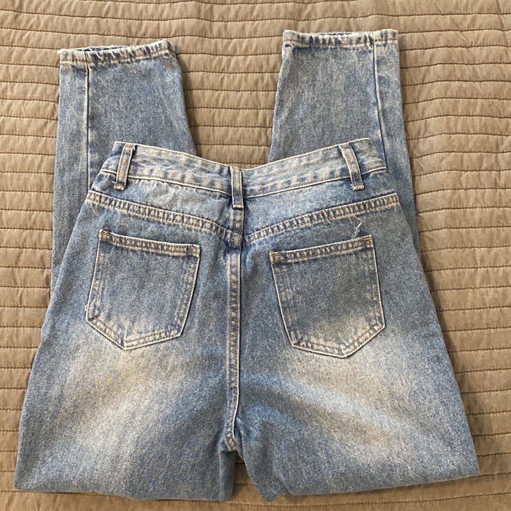 SHEIN Jeans - Picture 2 of 4
